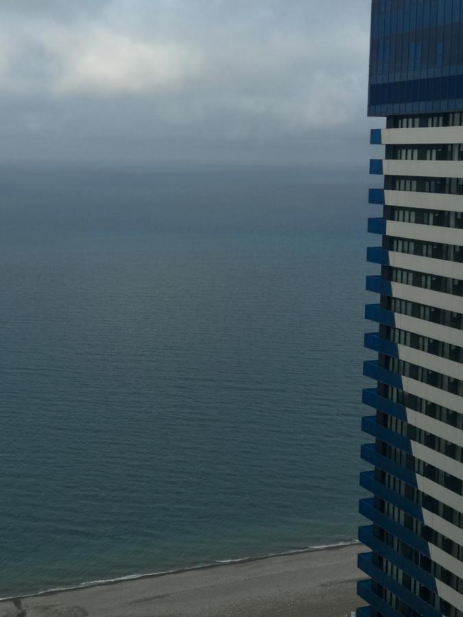 Batum City Esterno foto