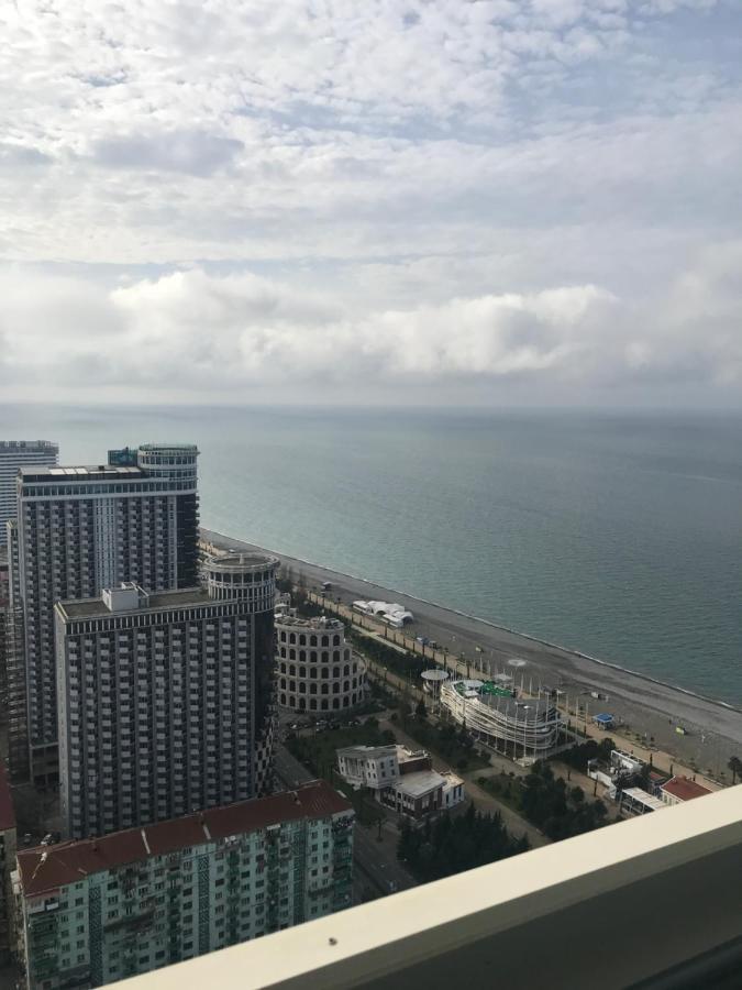 Batum City Esterno foto